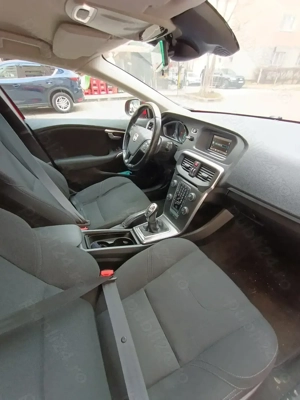Volvo V40 - Fab - 2013 , 1,6 D2 You ! diesel - 115 cp - Euro 5 - inscrisa pe Romania . - imagine 9