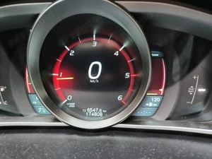 Volvo V40 - Fab - 2013 , 1,6 D2 You ! diesel - 115 cp - Euro 5 - inscrisa pe Romania . - imagine 8