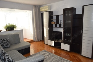 Proprietar vand apartament 3 camere, 50 mp utili + balcon, zona Spitalul Judetean Timisoara 95.000 E