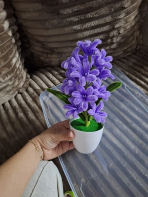 Zambila din sârmă plușată 