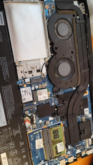 Servicii de schimbare si depanare calculatoare