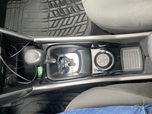 Vând Peugeot 2008 1.2  din 2018 automat - imagine 5