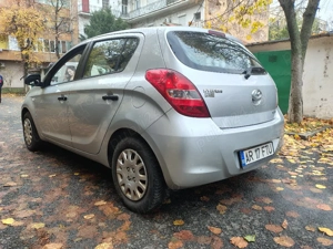 Hyundai i20 2009 AC 1.4 CRDI - imagine 4