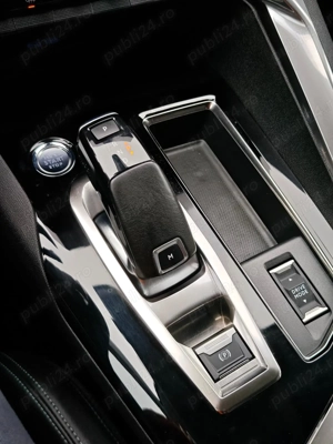 Peugeot 3008 Allure, 1.2 PureTech, 130 CP, Automat, 113.000 km - imagine 10