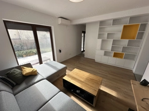 Casa deosebita intr-un cartier privat cu bariera