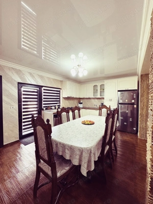 Casă de vânzare de la proprietar (la cheie) Zimandcuz - imagine 2