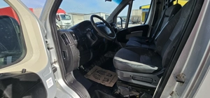 Peugeot Boxer 2.2 HDi 6 locuri - imagine 7