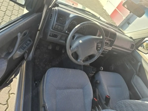 Suzuki jimny santana 4x4 1.3 benzina 128000km unic proprietar  - imagine 8