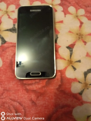 vând telefon sanosog pentru piese 