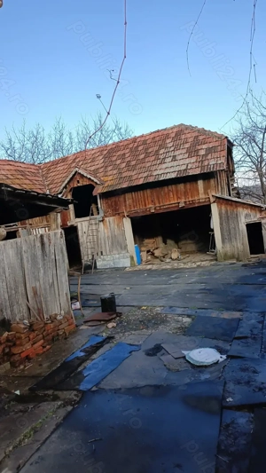 Casa de vanzare cu teren, in centru Rosia de Amaradia, Gorj - imagine 5