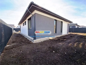 Casa Single Pe Parter Sanpetru Toate Utilitatile - imagine 3