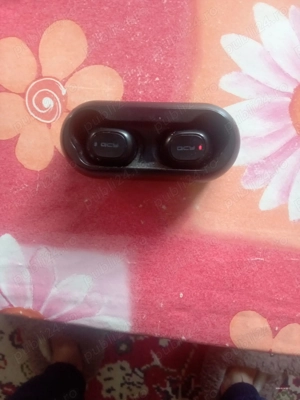 Vând căști wireless 