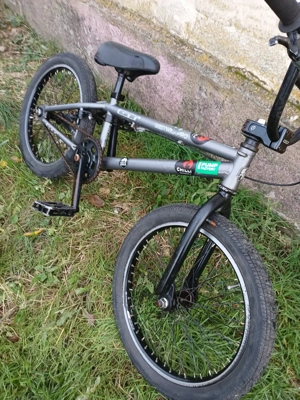 Bicicleta GT  BMX crash