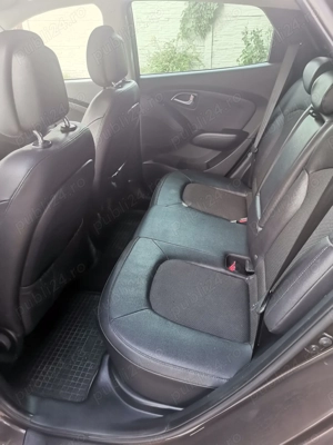 Vând Hyundai Ix35 facelift an 2015 4x4 permanent diesel automat  - imagine 6
