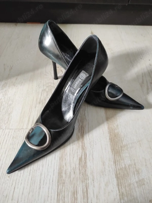 Pantofi cu toc italienești 