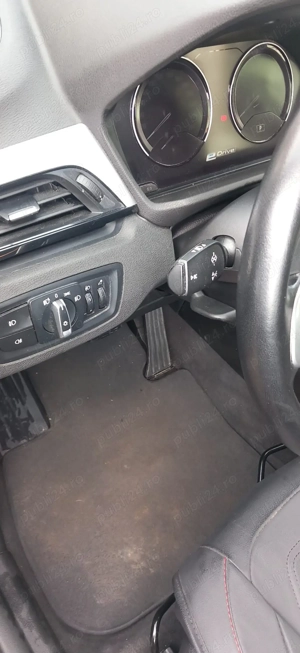 Vând BMW,X1 xDrive25e , Hibrid-Electric ,încărcare externă ,2022,cutie automată. - imagine 6