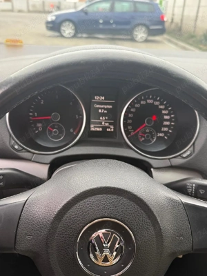 Vand Golf 6 an fabricație 2011 confort line 140 cp 2.0  pret 5900 euro - imagine 4