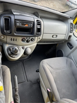 vand Opel Vivaro 2.0 Diesel - imagine 4