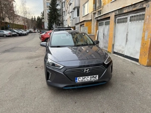 Vand Hyundai Ioniq hibrid - imagine 3