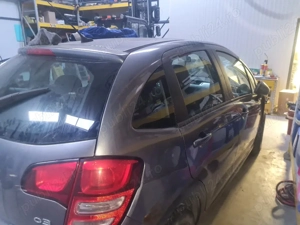 Dezmembrez Citroen C3