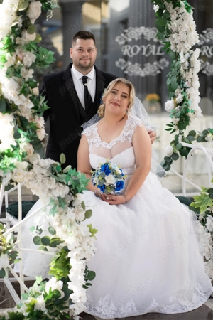 Se vinde rochie de mireasă  - imagine 3