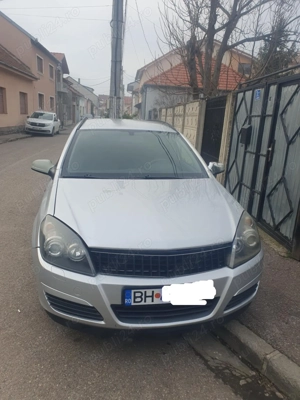 Vand sau schimb Opel Astra H