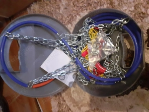 Lanturi auto de zapada