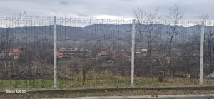 Vând teren intravilan  - imagine 3