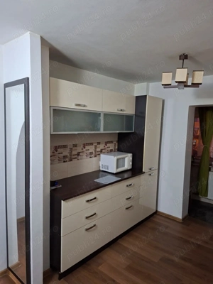 Apartament 2 camere decomandat et 2 gaz zona Calomfirescu cu Eroii dela Cerna - imagine 2
