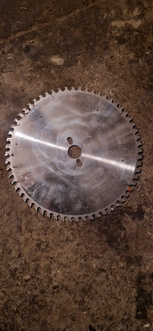 Disc de fierastrau circular 