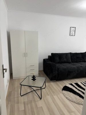 Închiriez apartament 2 camere - imagine 2