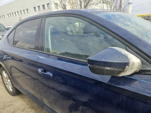 Vand skoda superb 2.0 tdi avariat 