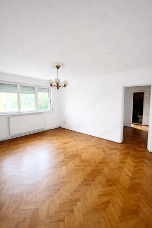 Apartament cu 3 camere 