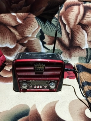 Vând radio fm 