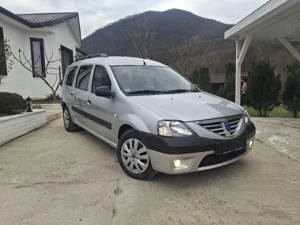 Dacia Logan Mcv Laureate 1.6 16v 7 Locuri