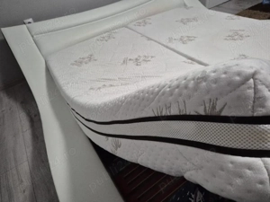 Vând pat dormitor 1.80 2.00 cu saltea - imagine 5