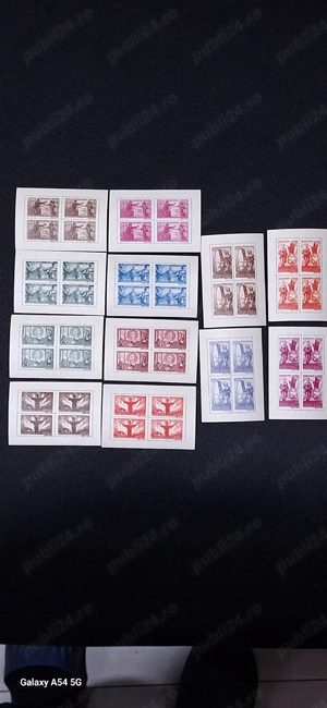 Vand colectie timbre