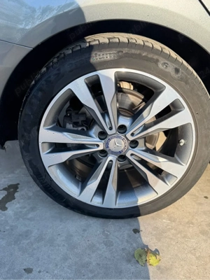 Mercedes-Benz C 250 d 4MATIC   204 CP   2016   Proprietar în acte   Stare excelentă - imagine 2