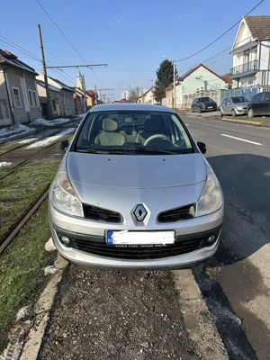 Renault Clio 1.6 an 2005 km 222000