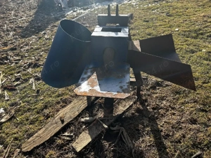 tocator crengi di despicator lemne  dupa tractor