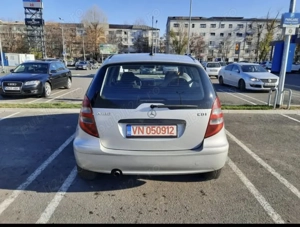 Vând Mercedes a class model w169 - imagine 5