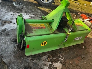 freza tocator crengi dupa tractor