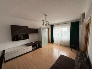 Închiriez garsoniera