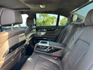 BMW G11 740dX 3.0d 320CP 98.000km foarte generos configurat - imagine 5