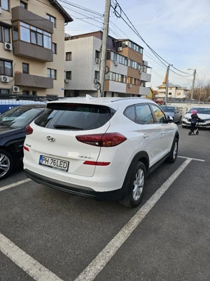 vand hyundai tucson  - imagine 3