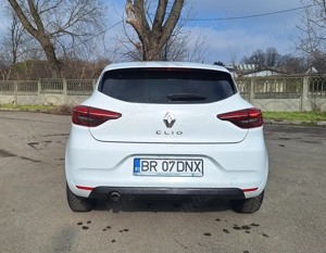 Renault Clio Harchback 1.0 TCe cu doar 50000km - imagine 4