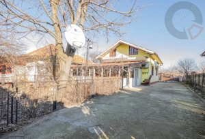 Teren si casa in centrul orasului Cazanesti  Schimb cu ap in Bucuresti - imagine 2