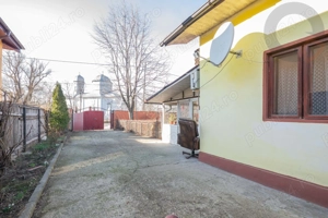 Teren si casa in centrul orasului Cazanesti  Schimb cu ap in Bucuresti - imagine 3
