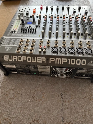 Mixer Behringer Europower PMP 1000 - imagine 4