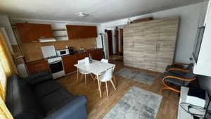 închiriez apartament - imagine 2